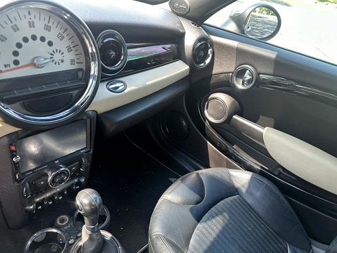 Used 2012 MINI Cooper Coupe image 18