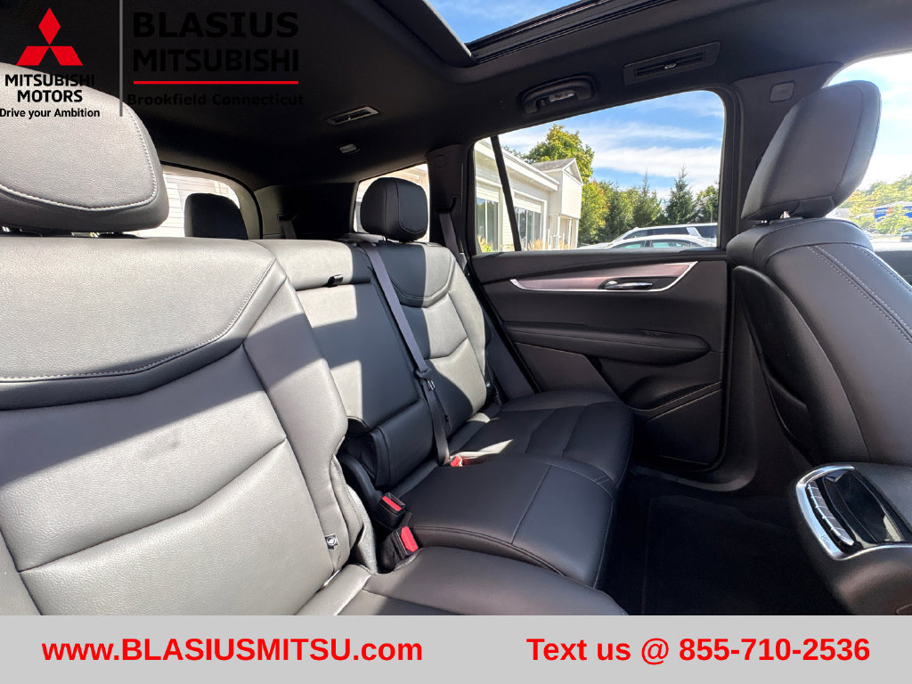 Used 2024 Cadillac XT6 Luxury AWD/4WD image 46
