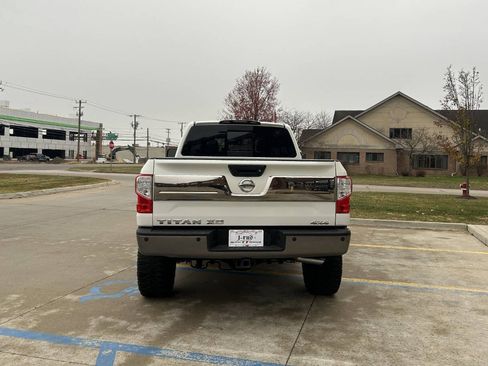 Used 2016 Nissan Titan Platinum Reserve image 7