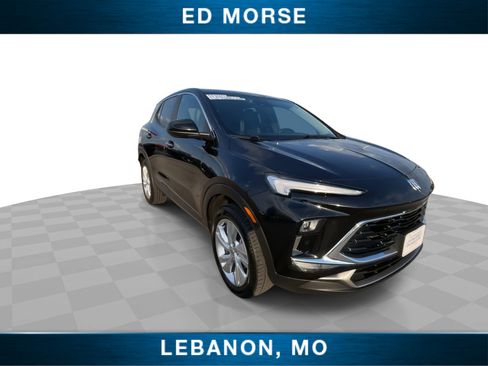 Used 2025 Buick Encore GX Preferred AWD/4WD image 2