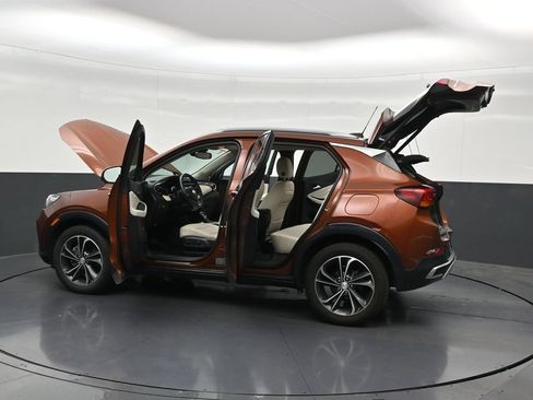Used 2020 Buick Encore GX Essence FWD image 34