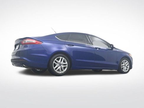 Used 2016 Ford Fusion SE FWD image 33