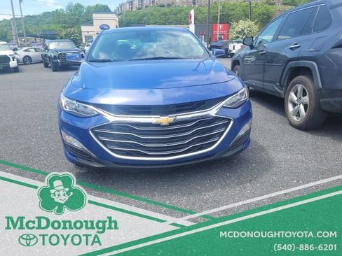 Used 2023 Chevrolet Malibu LT FWD image 5