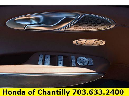 Used 2022 Genesis GV70 2.5T w/ Advanced Package AWD/4WD image 23