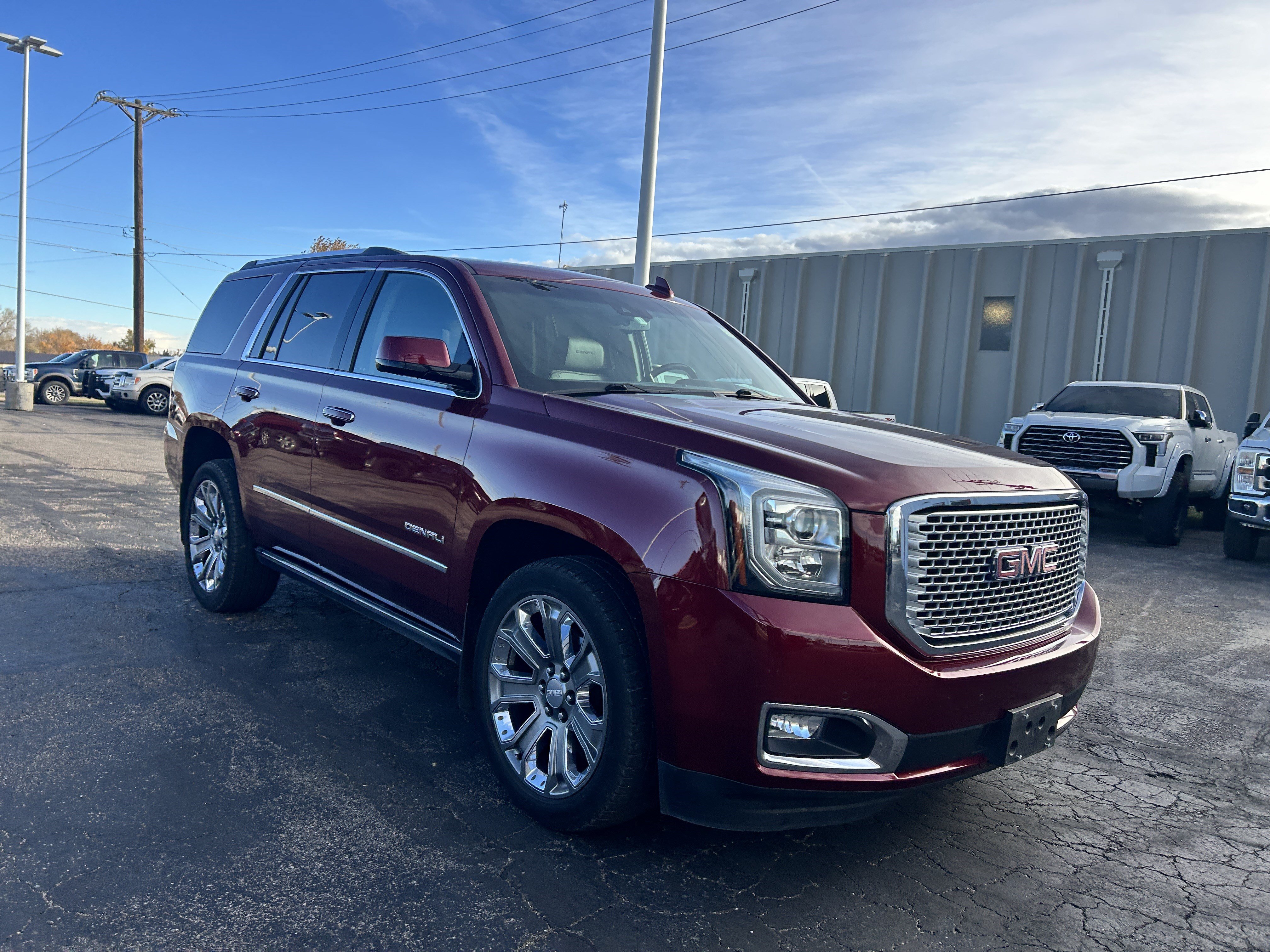 Used 2016 GMC Yukon Denali w/ Open Road Package AWD/4WD image 7