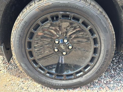 New 2025 Ford Maverick Lobo image 26