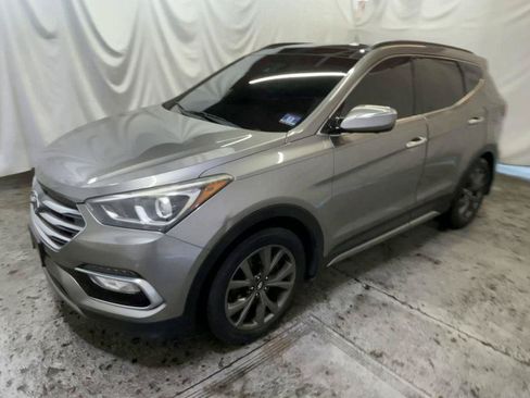 Used 2018 Hyundai Santa Fe Sport w/ 2.0T Ultimate Tech Package 05 AWD/4WD image 4