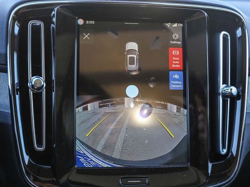 New 2026 Volvo XC40 B4 Core image 23