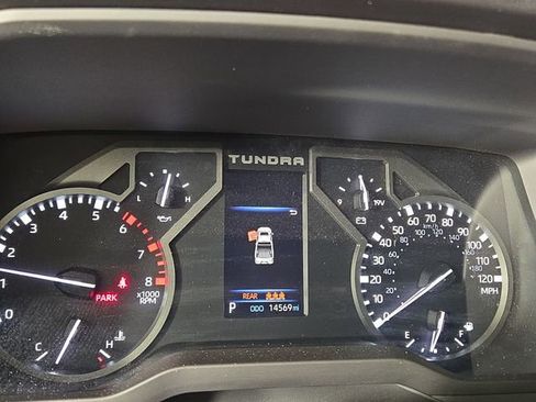 Used 2025 Toyota Tundra SR5 w/ SR5 Convenience Package AWD/4WD image 17