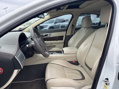 Used 2012 Jaguar XF Portfolio RWD image 13