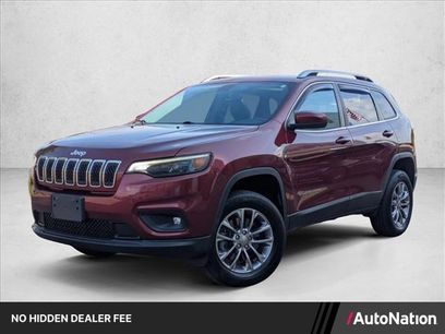 Used 2019 Jeep Cherokee Latitude Plus w/ Comfort/Convenience Group