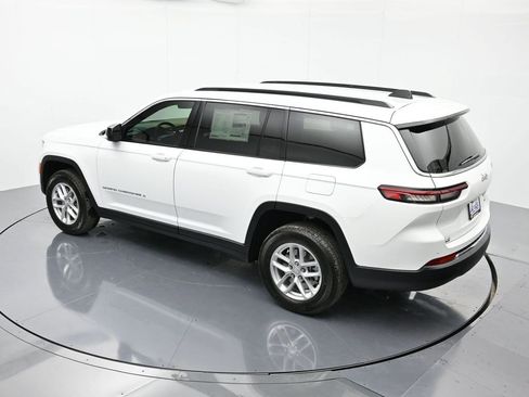 New 2025 Jeep Grand Cherokee L Laredo image 41