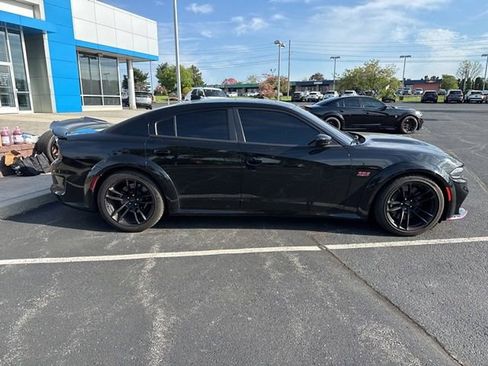 Used 2023 Dodge Charger Scat Pack image 4