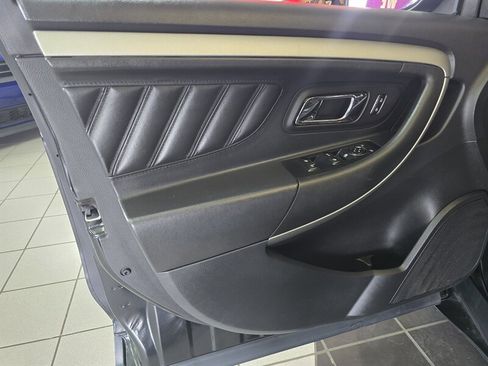 Used 2013 Ford Taurus SEL image 7