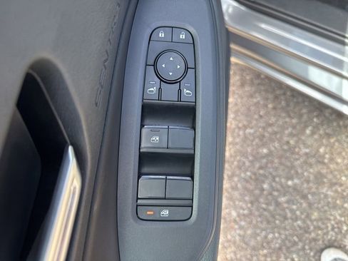 New 2026 Nissan Sentra SV FWD image 11