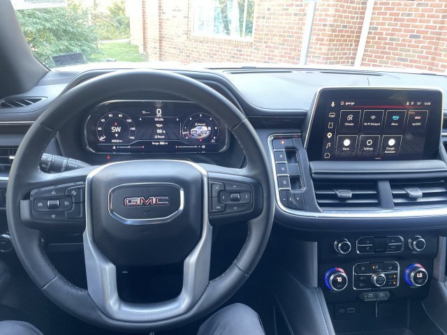 Certified 2023 GMC Yukon XL SLE w/ Gmc Pro Safety Plus Package AWD/4WD image 14