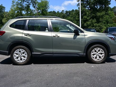Used 2020 Subaru Forester w/ Alloy Wheel Package AWD/4WD image 10