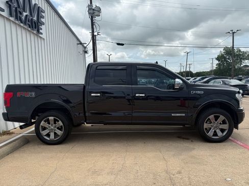 Used 2019 Ford F150 Platinum w/ Equipment Group 701A Luxury AWD/4WD image 8