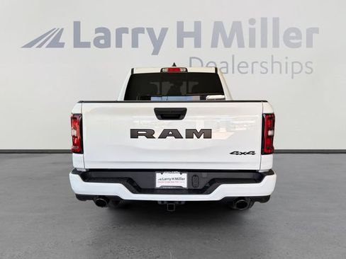 New 2026 RAM 1500 Express AWD/4WD image 4