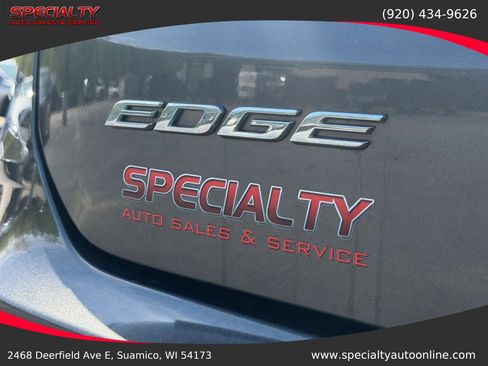 Used 2020 Ford Edge Titanium w/ Equipment Group 301A AWD/4WD image 12