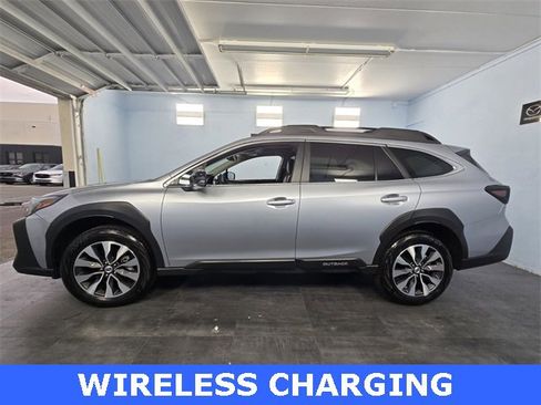 Used 2025 Subaru Outback Limited image 4