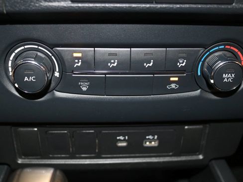 Used 2022 Nissan Frontier S image 41