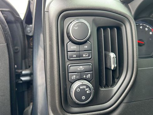 Used 2021 Chevrolet Silverado 1500 Custom AWD/4WD image 9