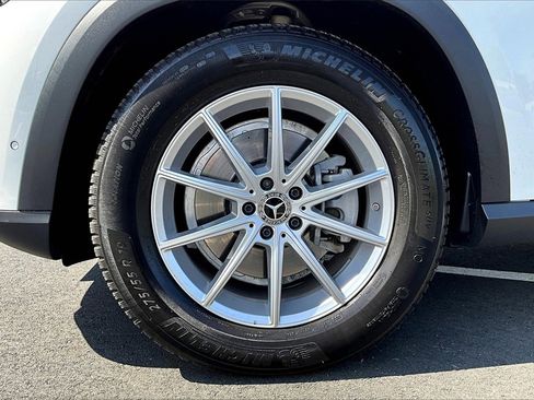 Used 2025 Mercedes-Benz GLE 350 4MATIC image 8