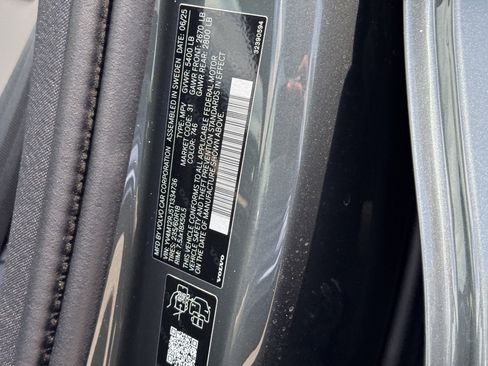 New 2026 Volvo XC60 B5 Core w/ Protection Package image 33