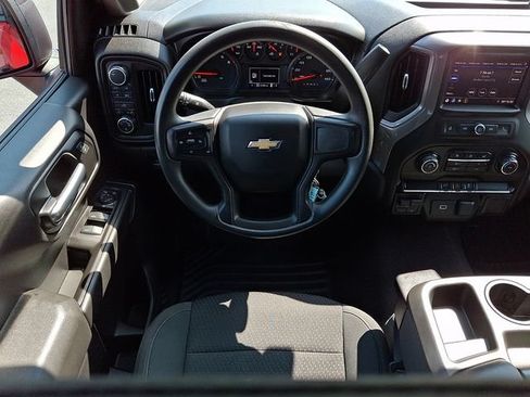Used 2020 Chevrolet Silverado 1500 Custom w/ Custom Value Package AWD/4WD image 12
