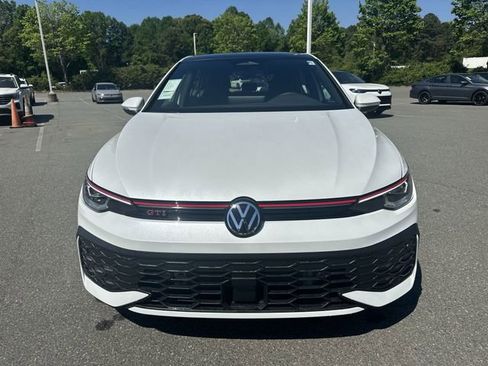 New 2026 Volkswagen GTI SE FWD image 8