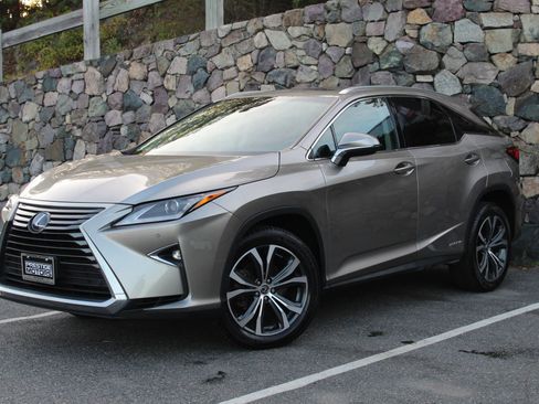 Used 2019 Lexus RX 450h F Sport image 2