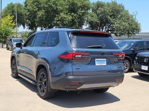 Used 2026 Toyota Grand Highlander AWD image 7