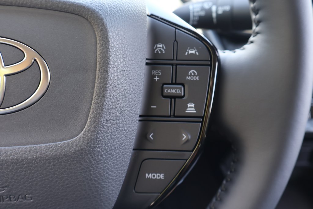 Certified 2026 Toyota Prius FWD image 21