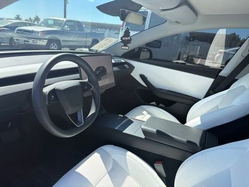 Used 2024 Tesla Model 3 Long Range RWD image 3