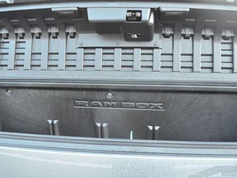 New 2026 RAM 1500 4x4 Crew Cab image 36