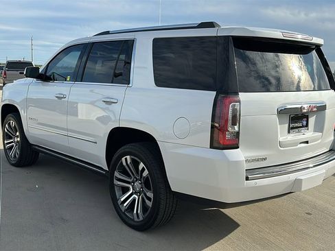 Used 2019 GMC Yukon Denali w/ Denali Ultimate Package AWD/4WD image 11
