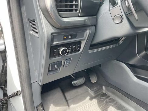Used 2025 Ford F150 Raptor AWD/4WD image 21