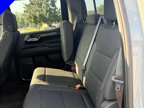 Used 2024 Chevrolet Silverado 1500 LT Trail Boss w/ Convenience Package II AWD/4WD image 29