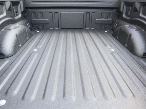 New 2025 Ford F150 Lariat w/ Equipment Group 502A High image 7