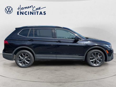 Certified 2022 Volkswagen Tiguan SE FWD image 6