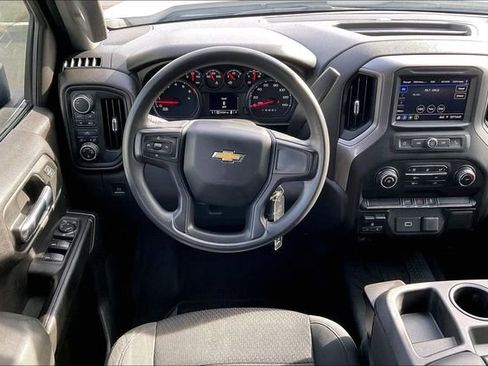 Used 2019 Chevrolet Silverado 1500 Custom w/ Custom Max Trailering Package image 5