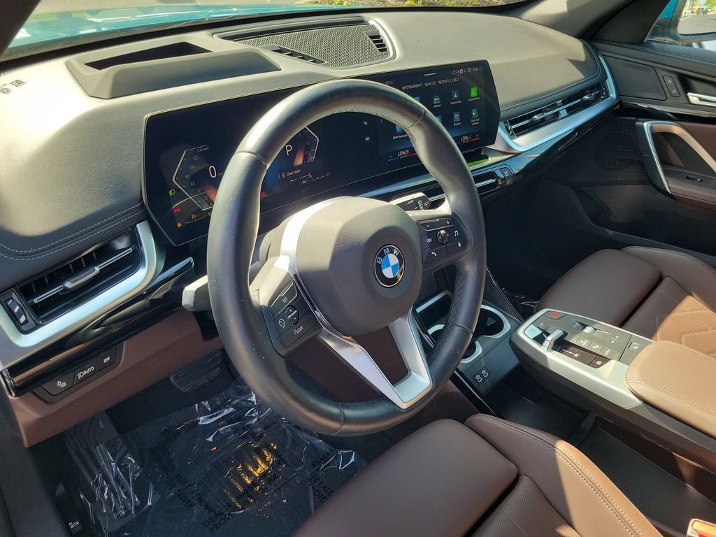 Used 2025 BMW X1 xDrive28i AWD/4WD image 19
