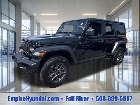 Used 2024 Jeep Wrangler Unlimited Sport AWD/4WD image 1
