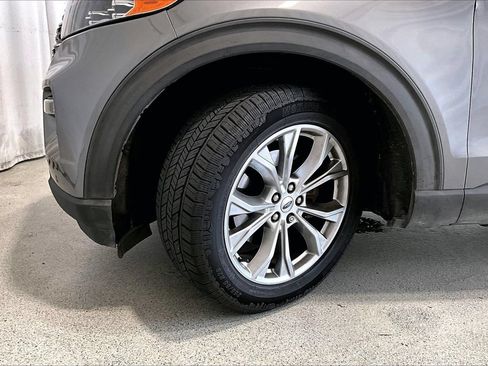 Used 2021 Ford Explorer Limited w/ Equipment Group 301A RWD image 20