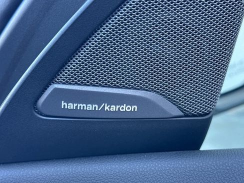 Certified 2023 BMW X4 xDrive30i w/ Premium Package image 20