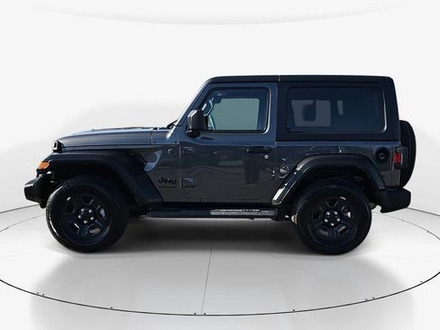 Used 2022 Jeep Wrangler Sport image 9