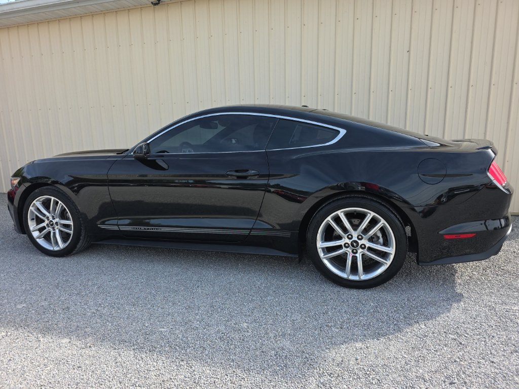 Used 2016 Ford Mustang Premium w/ Pony Package RWD image 8