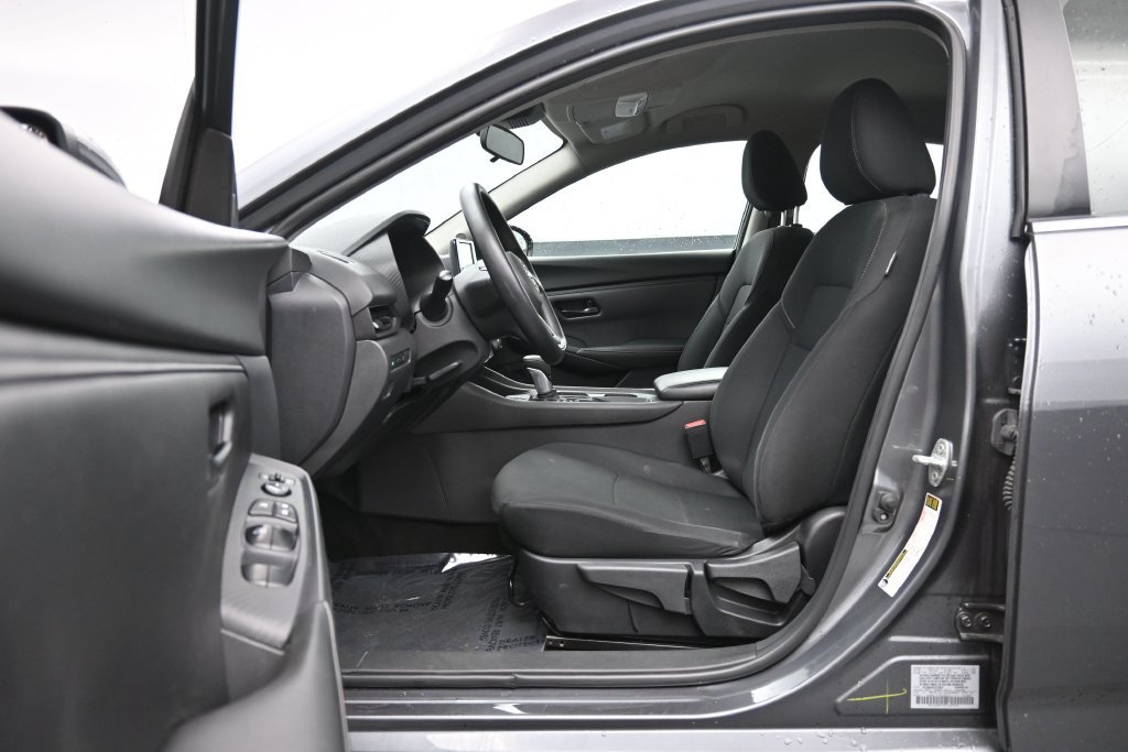 Used 2025 Nissan Sentra S FWD image 21