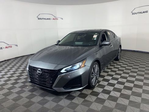 Certified 2023 Nissan Altima 2.5 SL image 3